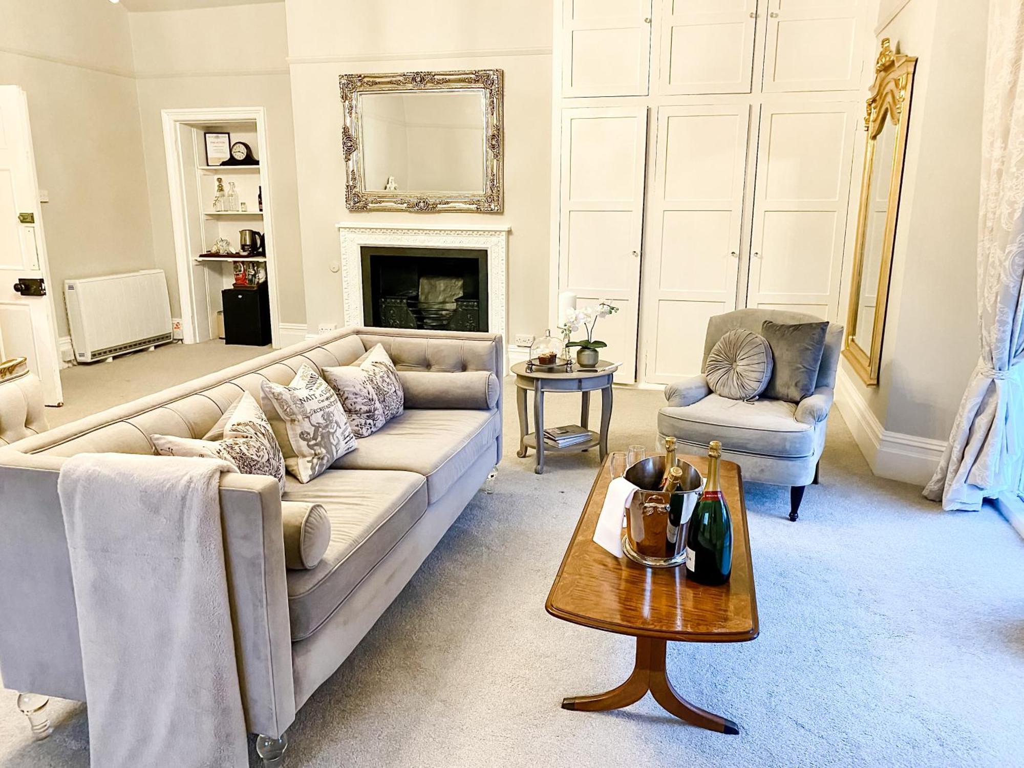 Glewstone Court Country House Hotel Ross-on-Wye ภายนอก รูปภาพ