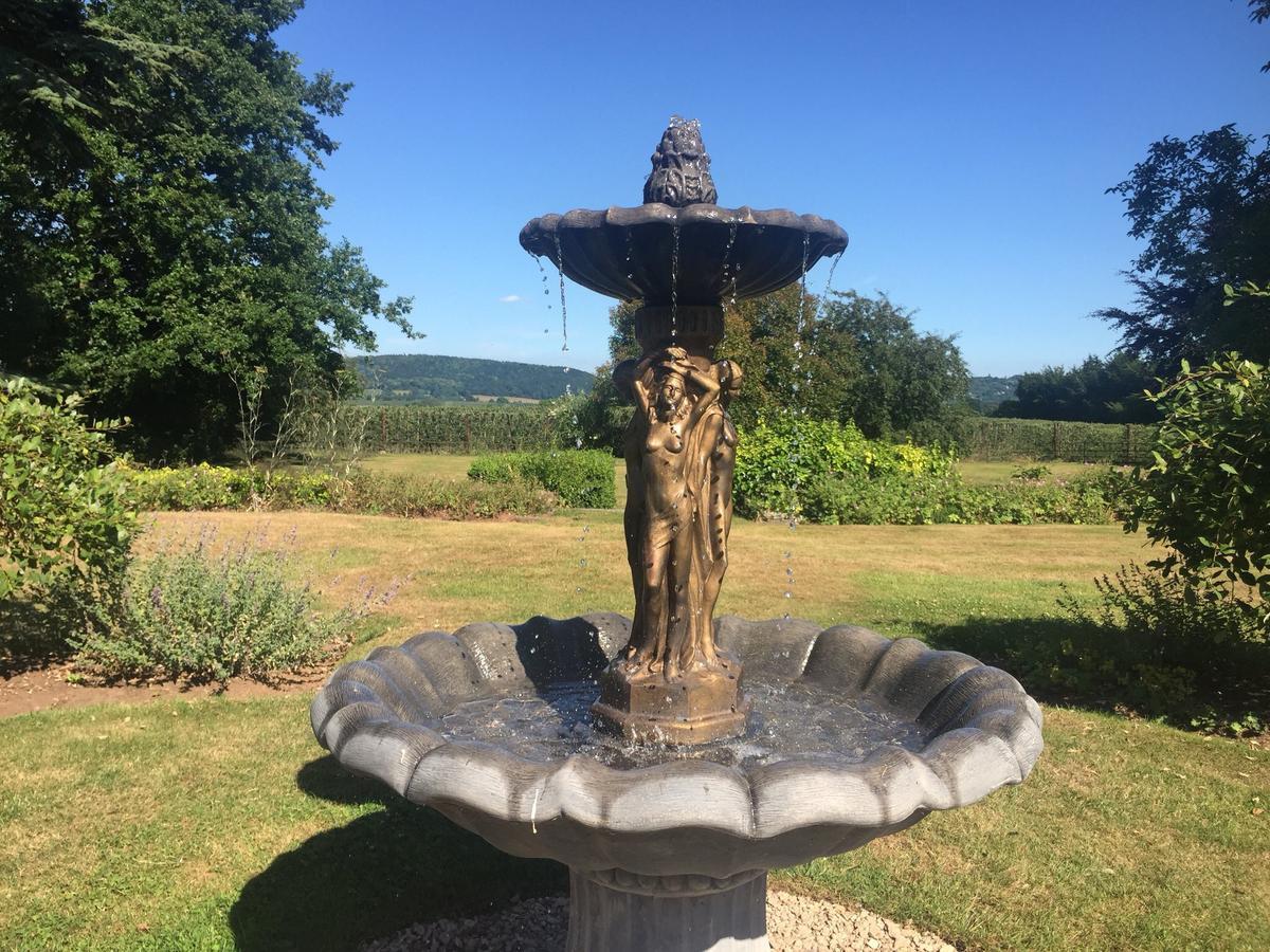 Glewstone Court Country House Hotel Ross-on-Wye ภายนอก รูปภาพ